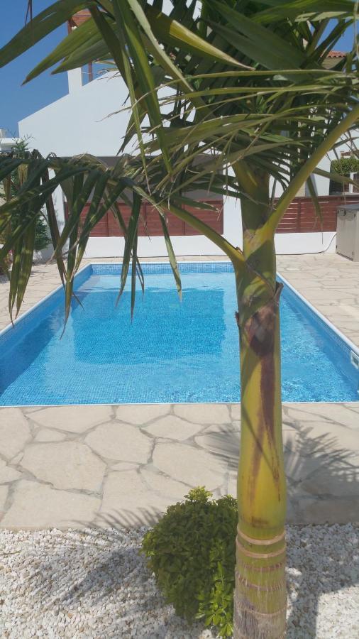Modern Villa, 4 Bedrooms, Private Pool, Close To Coral Bay Strip Peyia Exterior foto